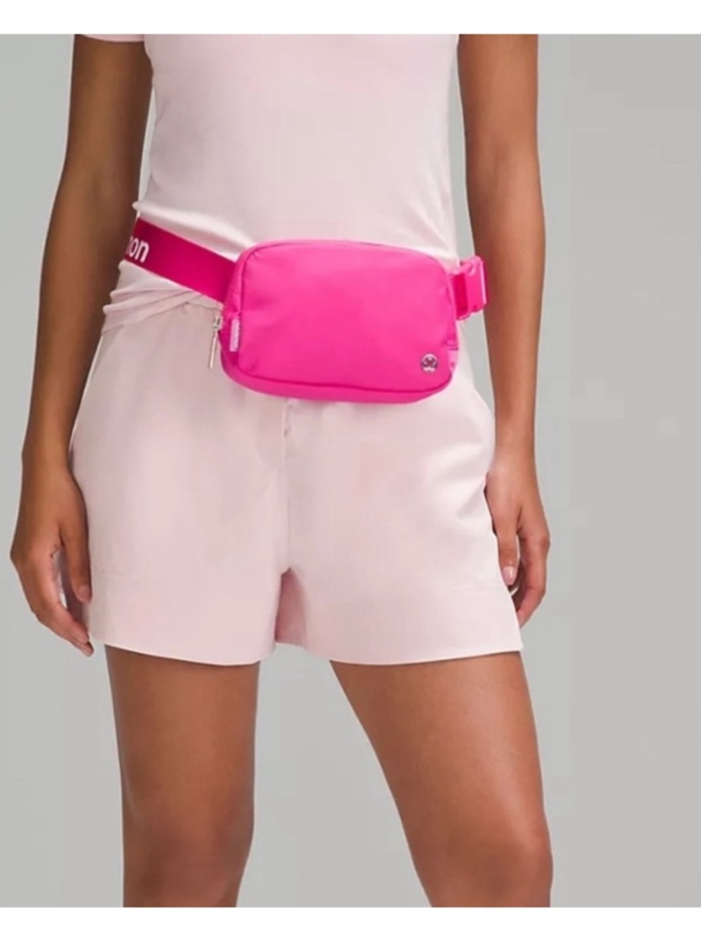 Lululemon everywhere belt bag Hot Pink - Picture 8 of 11